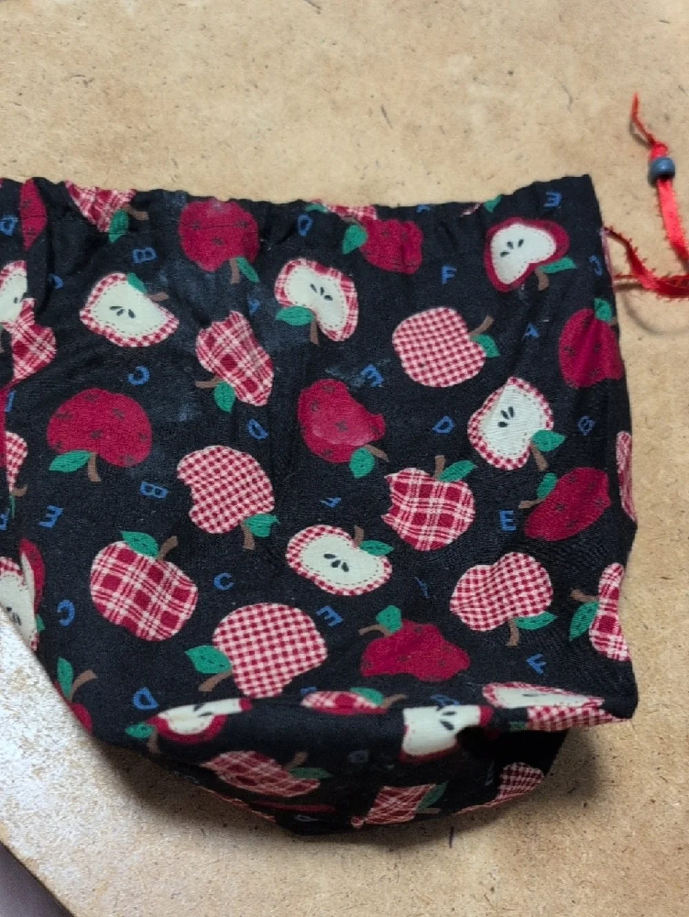 ❤️‍🔥10/$10❤️‍🔥 Teacher ABC Black Apple Drawstring Accessory Pouch
